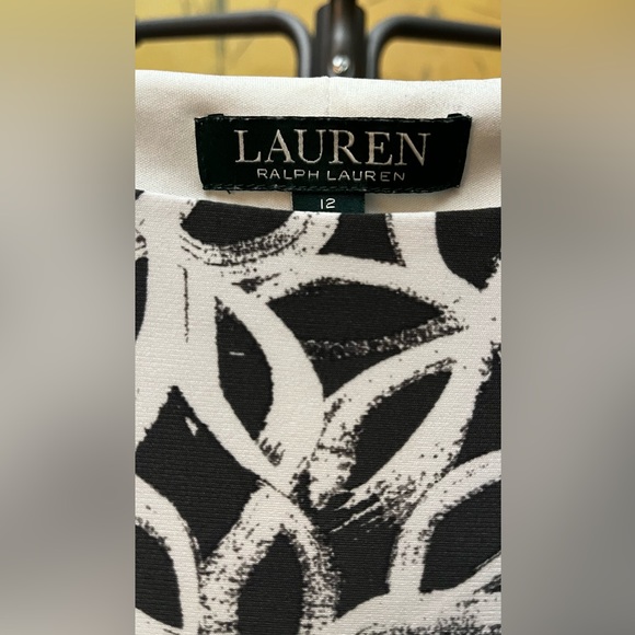 Grey and white floral slinky dress by Ralph Lauren Size 12 - Picture 2 of 4